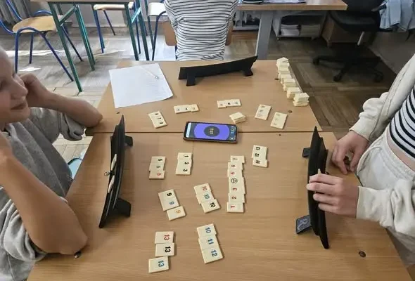 Tychy: Szkoła Podstawowa nr 10 pobiła rekord w Rummikub