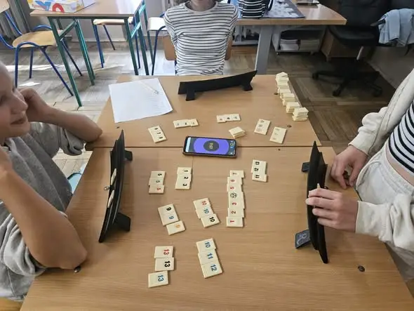 Tychy: Szkoła Podstawowa nr 10 pobiła rekord w Rummikub