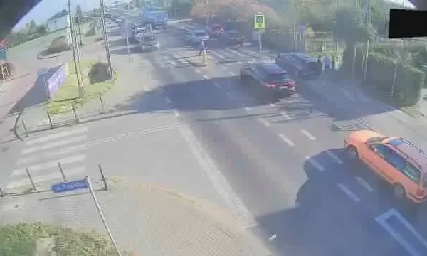 Kolizja na ul. Oświęcimskiej w Tychach – utrudnienia w kierunku Bierunia