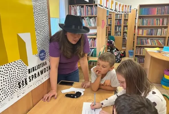 Noc Bibliotek w SP 10 Tychy: escape room „Wielka ucieczka z kosza na pranie”