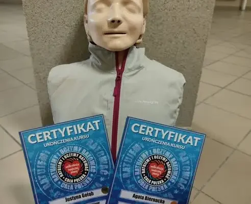 Szkoła Podstawowa nr 40 w Tychach uczy najmłodszych ratować życie