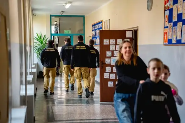 Tychy: strażacy sprawdzają ewakuację w szkołach, przedszkolach i żłobkach